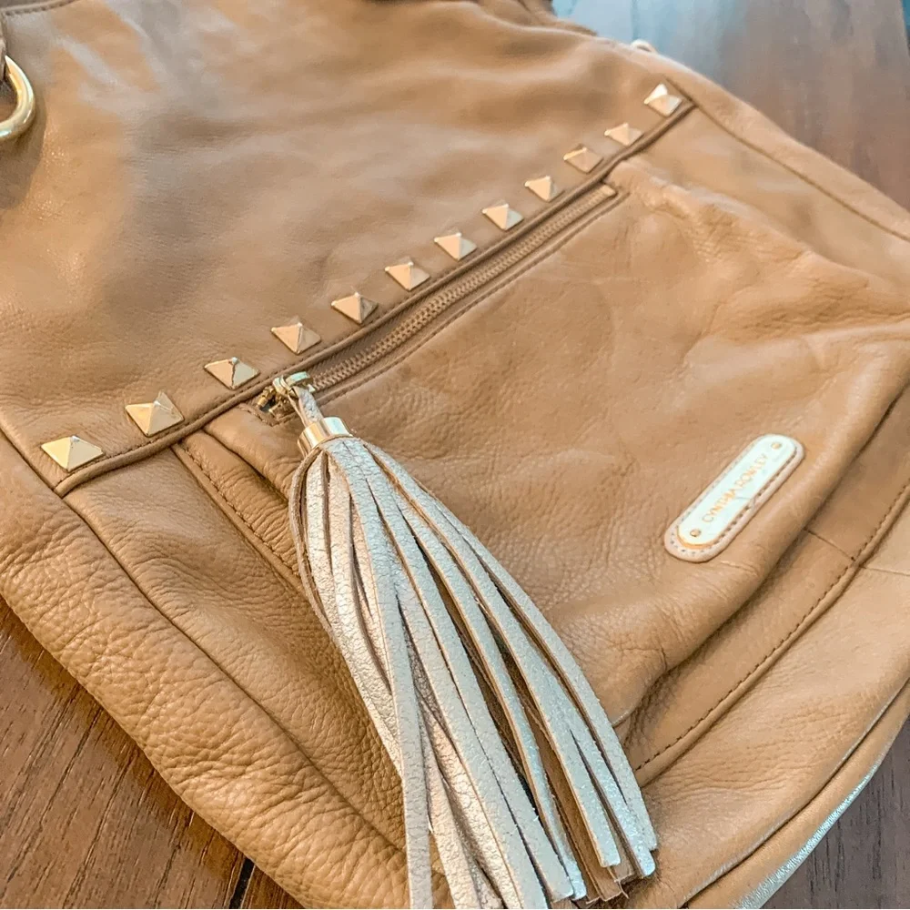 Cynthia Rowley Soft Tan Leather Crossbody Shoulder Purse Handbag Boho Studded